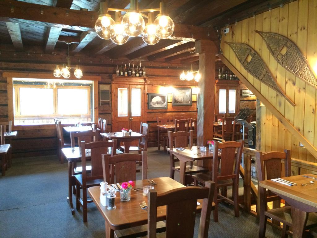 Helmcken Falls Lodge Cabin Rooms And Rv Park Clearwater Exterior photo